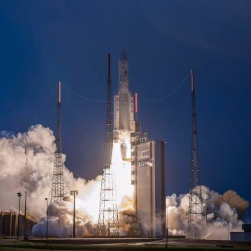 Arianespace: Επιτυχημένη η εκτόξευση των δορυφόρων Hellas Sat 4 και GSAT-31