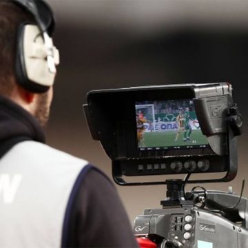 Τι κερδίζει η ΕΡΤ αν κλείσει τη συμφωνία με τον ΠΑΟΚ