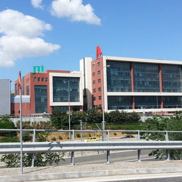 Στην Κάντζα, αντί του Alpha, η Wind