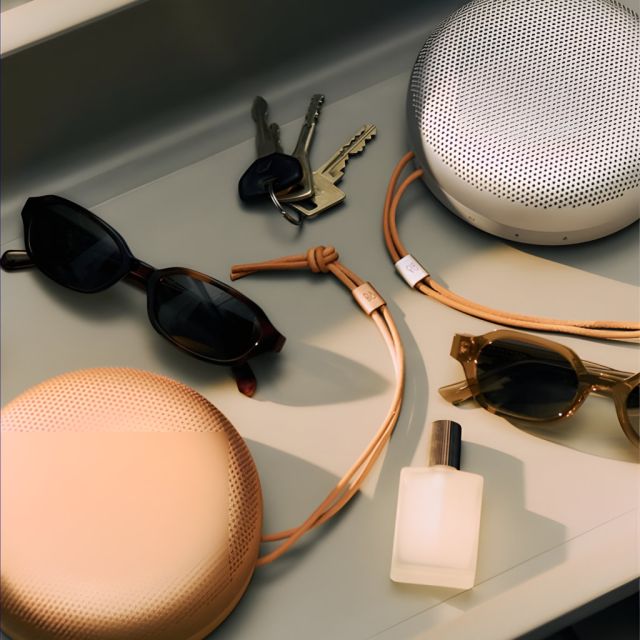 Η BANG & OLUFSEN ΠΑΡΟΥΣΙΑΖΕΙ ΤΟ ΜΟΝΑΔΙΚΟ BEOSOUND A1 3RD GEN