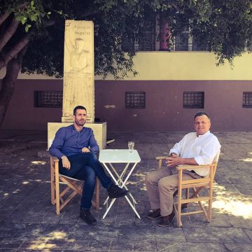 ΕΡΤ1 – ΙΣΤΟΡΙΚΟΙ ΠΕΡΙΠΑΤΟΙ «Ποιος είναι Έλληνας πολίτης;»