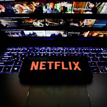 Netflix: Πιθανή αύξηση της συνδρομής – Κορεσμός παρά την πανδημία