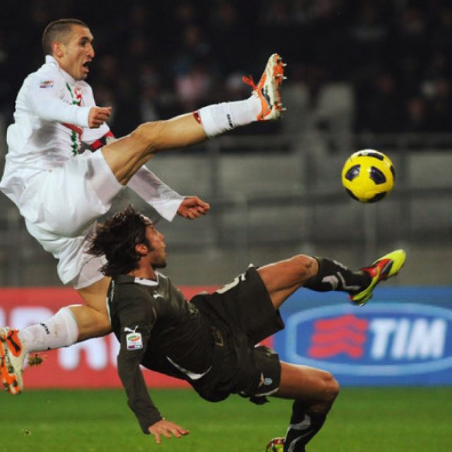 Ελεύθερες ή μέσω emu ποδοσφαιρικές μεταδόσεις