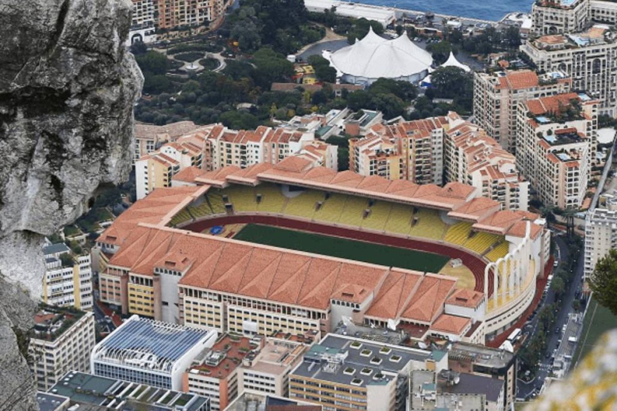 4675d3871cf111a671cabb268e432015 XL 57a986d6