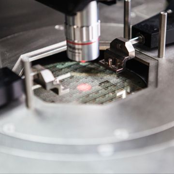 Δωρεά Μετρητικού Οργάνου μικροτσίπ από την Ansys στον Δημόκριτο