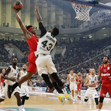 «Mαχαίρι» στα τηλεοπτικά αν ο Ολυμπιακός είναι στην Α2