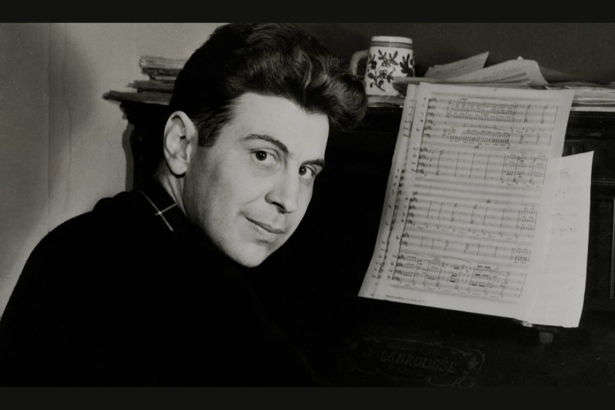 1280 square 78 5b2fd6ad