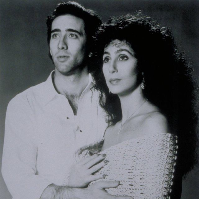 «Κάτω από τη λάμψη του φεγγαριού» – Μια υπέροχη ρομαντική κομεντί στην ΕΡΤ1