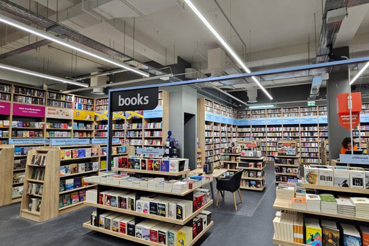 Δύο αναβαθμισμένα “Νέας Γενιάς” καταστήματα Public & MediaMarkt στην Αττική  