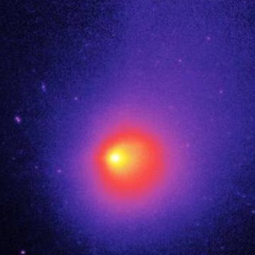 Παράξενος κομήτης έχει μετατραπεί σε διαστημικό ηφαίστειο