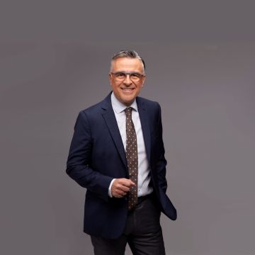 «Στο κέντρο» με τον Γιώργο Κουβαρά – Καλεσμένος ο Ευάγγελος Βενιζέλος