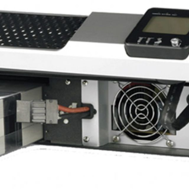 AEG UPS με 3 χρόνια εγγύηση