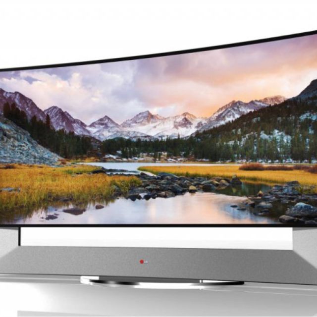 Η LG παρουσιάζει την πρώτη παγκοσμίως Curved Ultra HD TV 105’’ στη CES 2014