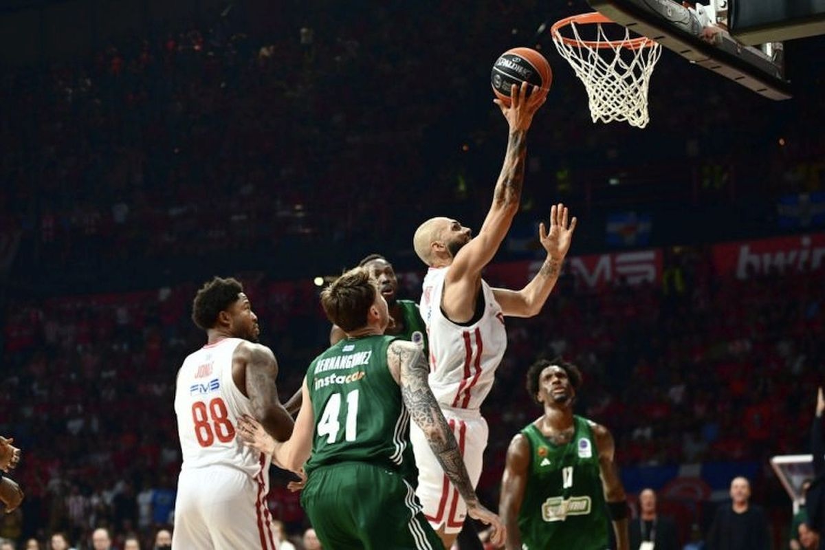 fournie evan olympiakos panathinaikos 61185cbc