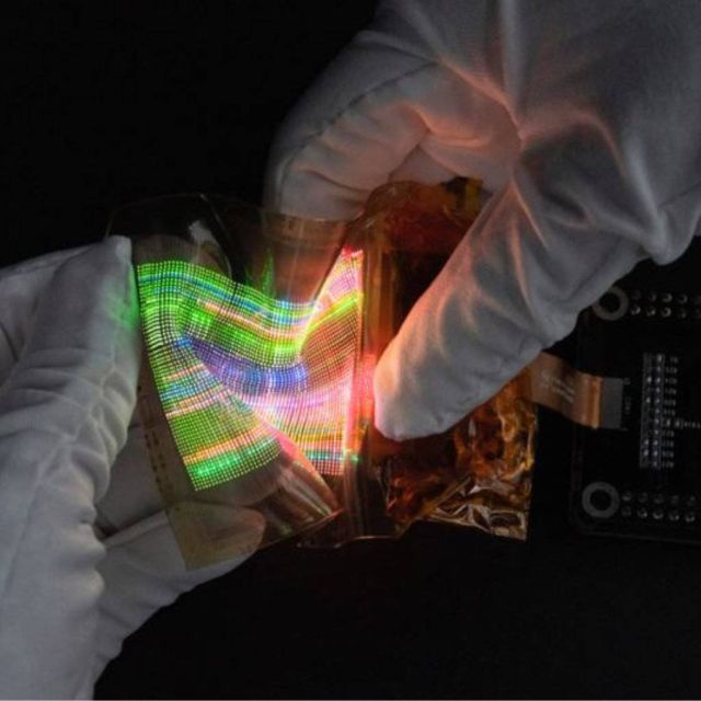Royole: Παρουσίασε την πρώτη εύκαμπτη micro-LED οθόνη στον κόσμο