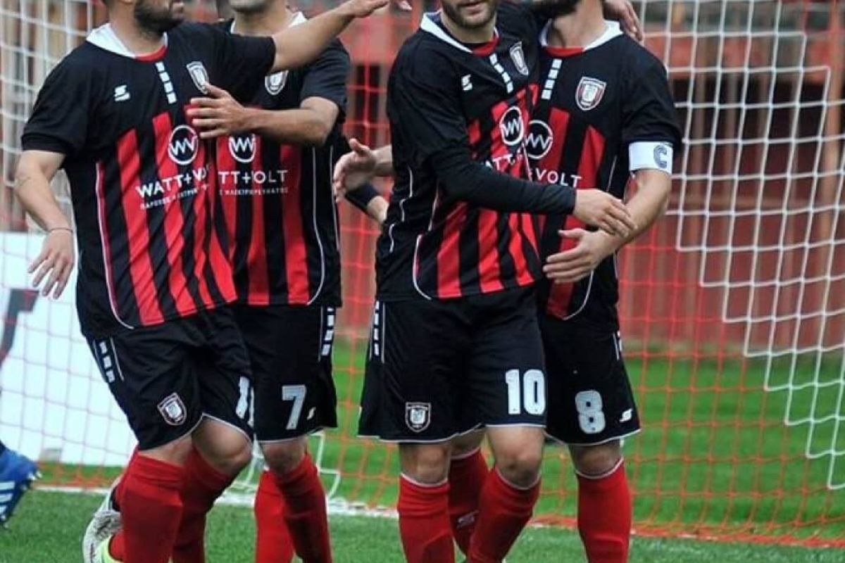 6647f906cf1a046e2bf494544880a012 XL 639f9334