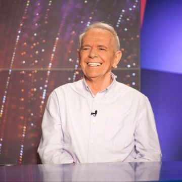 «Αυτός και ο άλλος» στην ΕΡΤ1 – Ο Γιώργος Αρμένης διηγείται σταθμούς από τη γεμάτη σημαντικούς ρόλους ζωή του