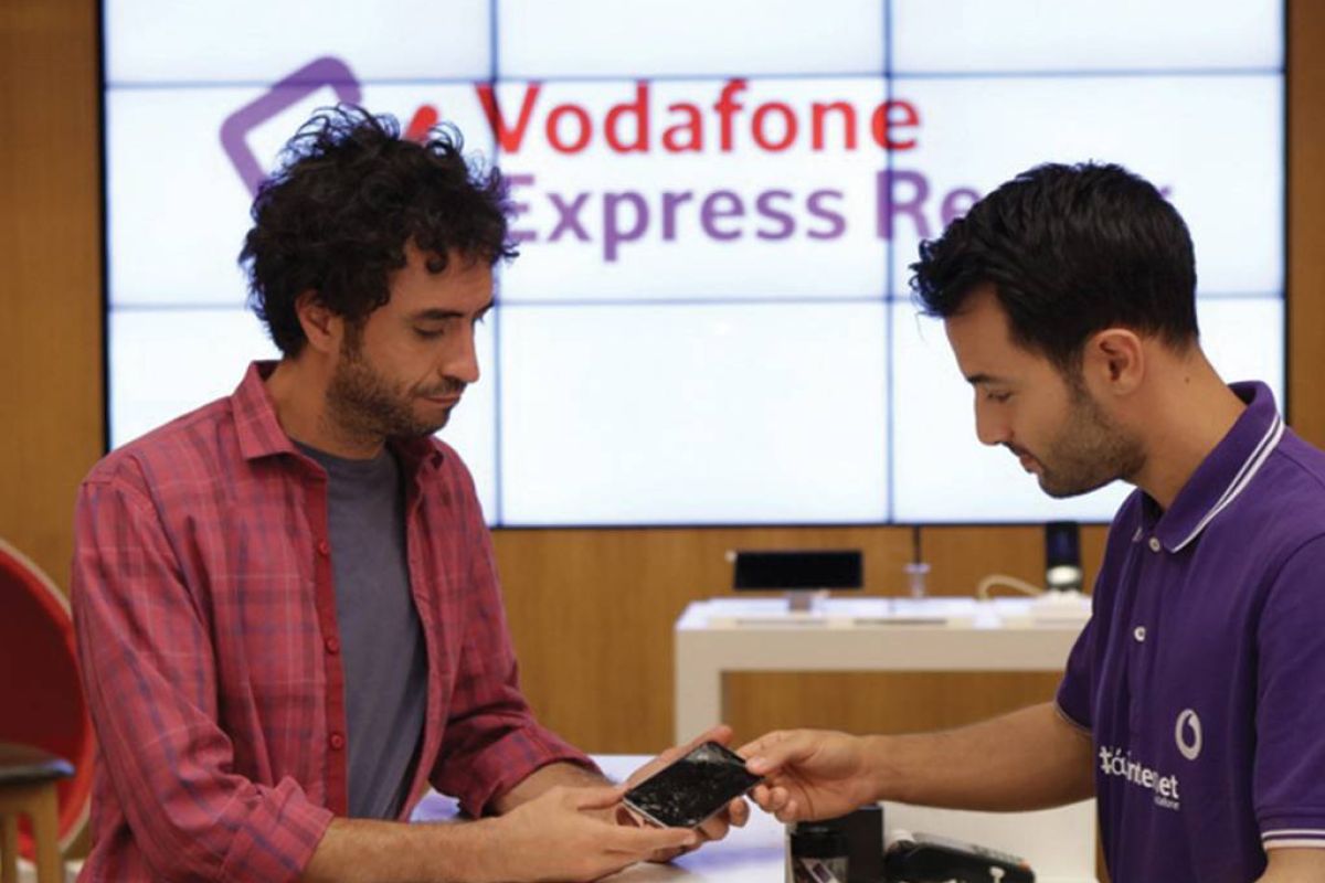 Vodafone Express Repair: έκπτωση 30% σε όλες τις επισκευές συσκευών