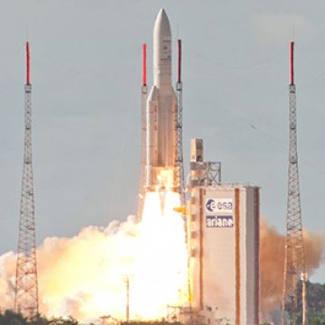 Επιτυχημένη η εκτόξευση των Alphasat και INSAT-3D με πύραυλο Ariane 5
