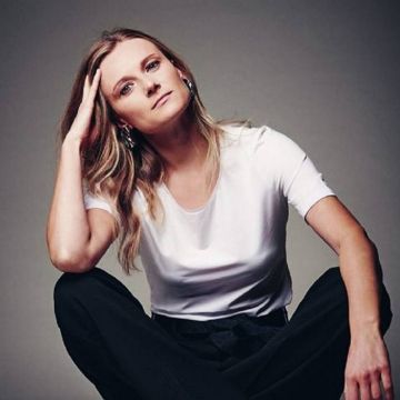 Η όμορφη γυναίκα πίσω από το… τρένο της Μπάγερν