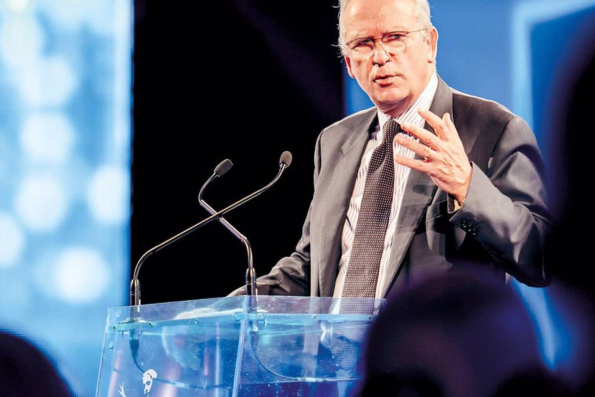 O Michel De Rosen υπογραμμίζει την σπουδαιότητα της C-band