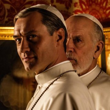 The New Pope: Το σίκουελ του The Young Pope με τον Τζουντ Λο, αποκλειστικά στην COSMOTE TV