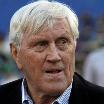 Ο Γιάτσεκ Γκμοχ αποκλειστικά στο «ΕΡΤ Σαββατοκύριακο»