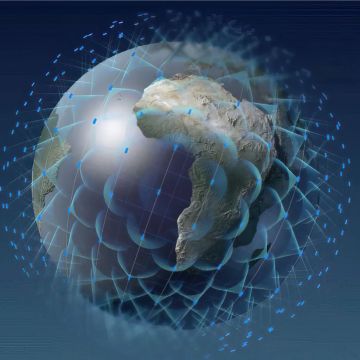 Στη Eutelsat περνά η OneWeb