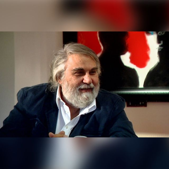 Το COSMOTE HISTORY “αποχαιρετά” τον Βαγγέλη Παπαθανασίου