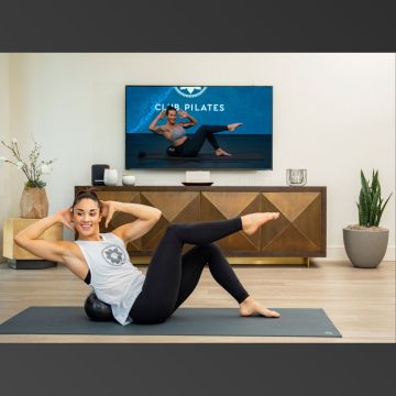 Χαλαρώστε και κατακτήστε τα fitness goal σας μέσα από τις έξυπνες τηλεοράσεις της LG