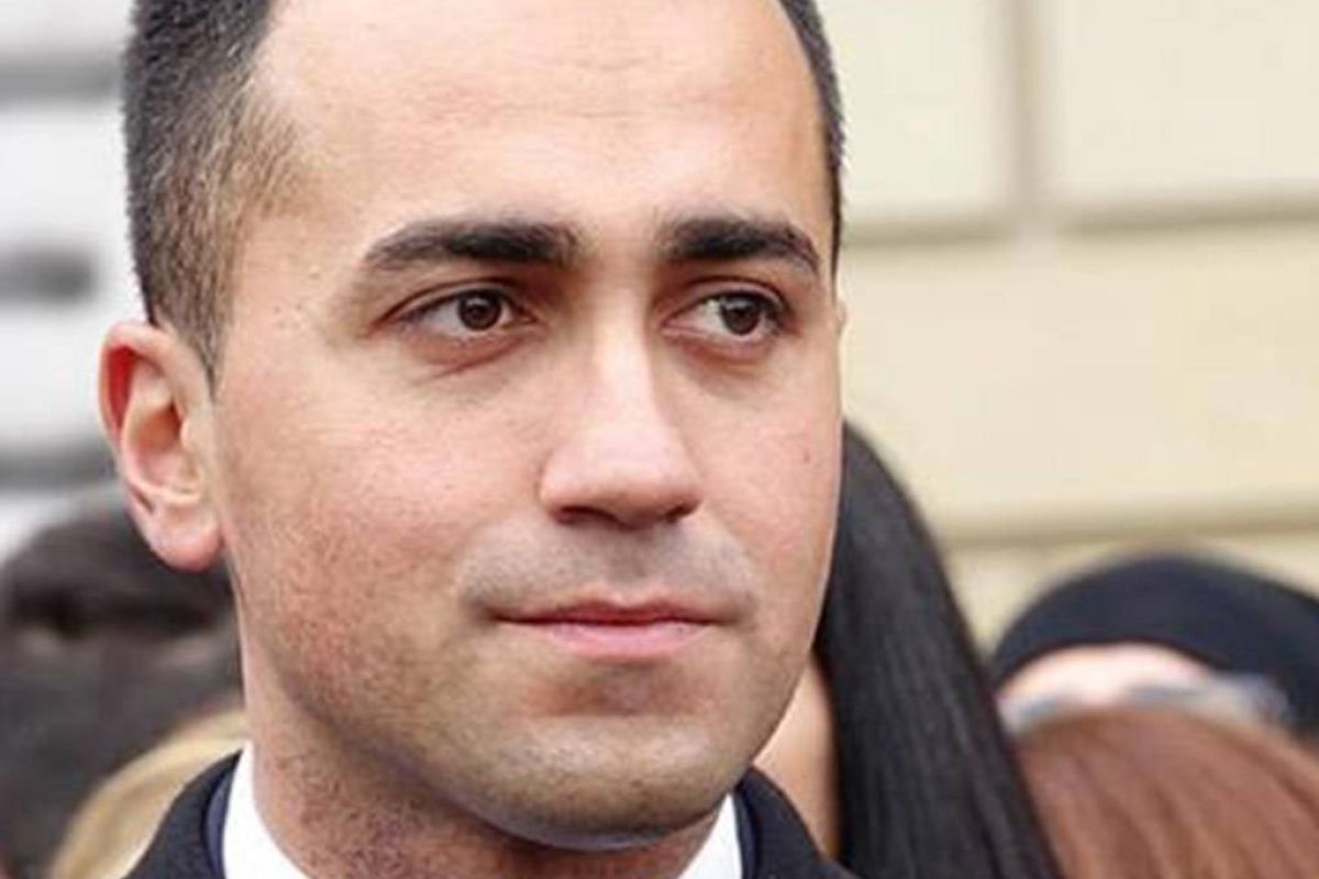 Ιταλία: Οι λαϊκιστές κηρύσσουν τον πόλεμο στις εφημερίδες