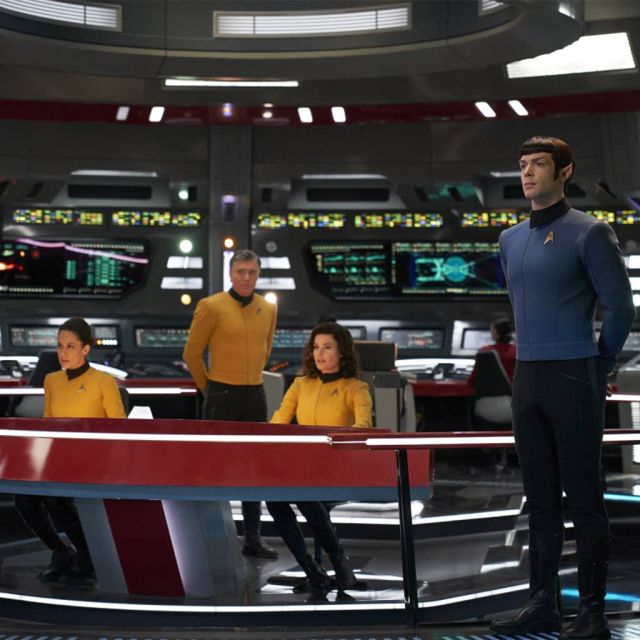 Ο Τζον Όλιβερ και το καυστικό Last Week Tonight επιστρέφουν με νέα επεισόδια αποκλειστικά στην COSMOTE TV