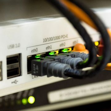 ΗΠΑ, FCC: 100/20 Mbps, οι αποδεκτές ταχύτητες ευρυζωνικών συνδέσεων