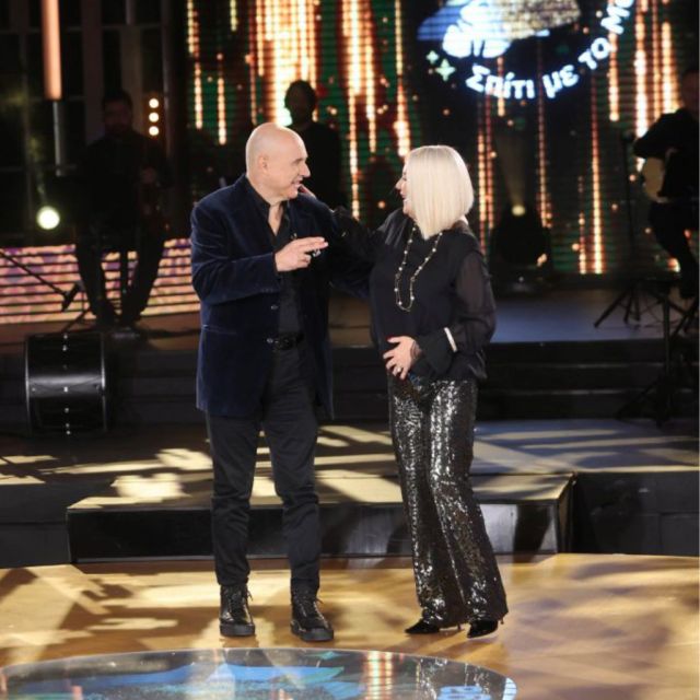 «Σπίτι με το MEGA»: Βραδιά αφιερωμένη στον Ηλία Φιλίππου με τη συμμετοχή μεγάλων ερμηνευτών