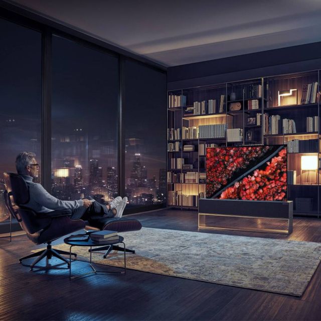 Η LG ηγείται στις τηλεοράσεις του αύριο με τη πρώτη παγκόσμια τυλισσόμενη OLED TV