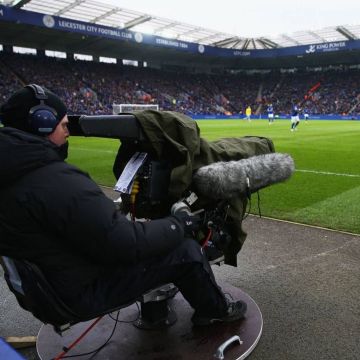 Ετοιμάζεται το… Premflix για το Νησί