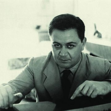 Αφιέρωμα του Αρχείου της ΕΡΤ για τα 94 χρόνια από τη γέννηση του Μάνου Χατζιδάκι