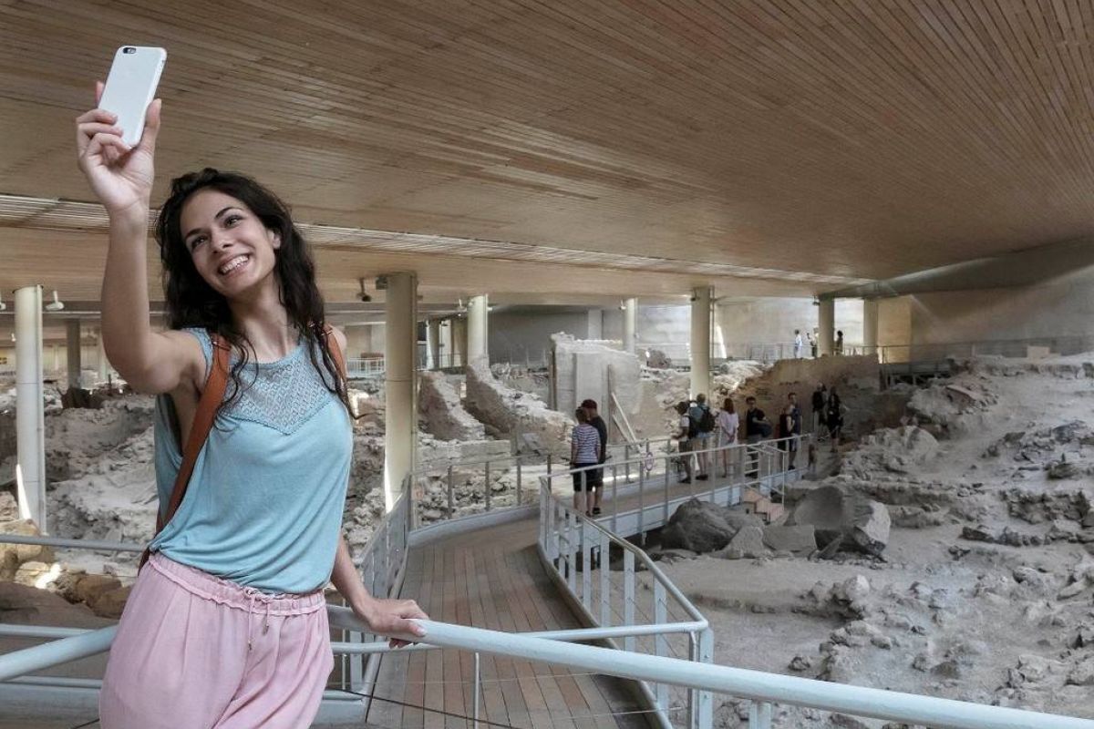 ad348ef4208a4b92eb9362d1b099a979 XL 70433761