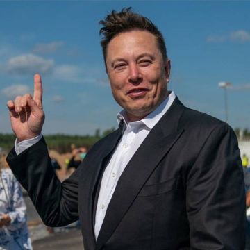 Έτοιμος να σώσει τον Διεθνή Διαστημικό Σταθμό δηλώνει ο Elon Musk