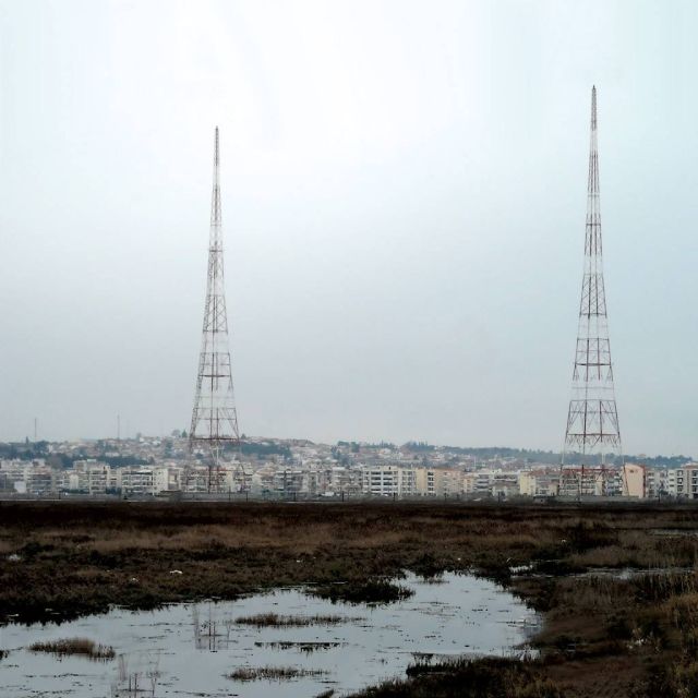 Παρέμβαση ΥΠΑ στη ΝΕΡΙΤ: Βάλτε φανούς στις κεραίες σας!