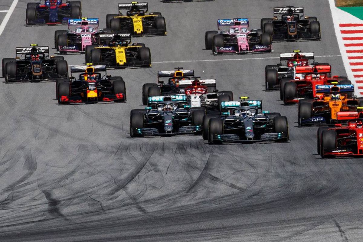 e8be006b58c891e6c197afa54ef7aafc XL 747280b8