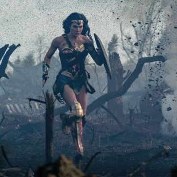 Η «Wonder Woman» έρχεται να σώσει τον κόσμο αποκλειστικά στη Nova!