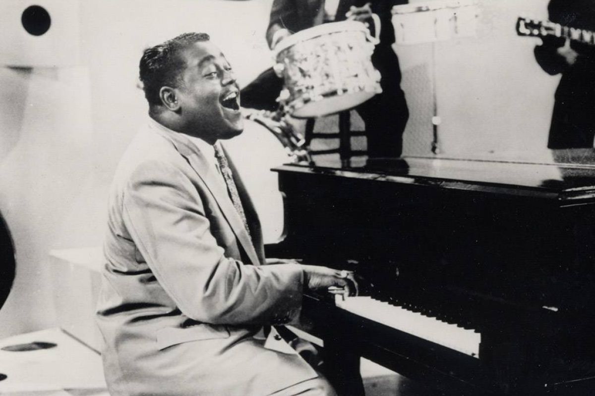 4baf6c95eb0c8fee53bcb7c3899658e8 XL 77742683