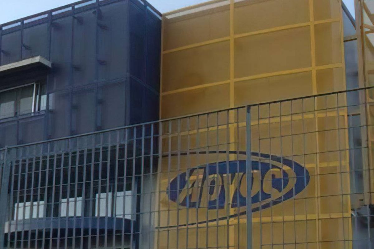 0977d9b3e3f1be59923ace9e499bbda6 XL 7849c300