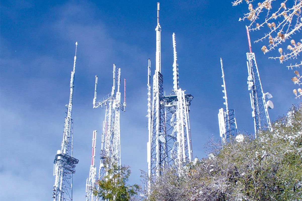 Και η λάθος πολιτική συνεχίζεται με την κατάθεση τροπολογίας μόνο για 4 άδειες TV