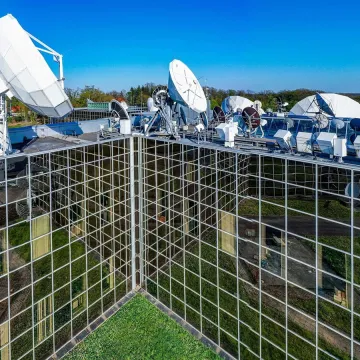 Sky: Επέκταση της συμφωνίας με την SES για δορυφορική χωρητικότητα
