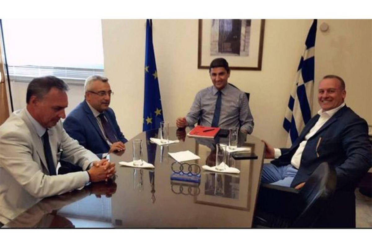 c76e9770a3765a5c7ad6af2bc4c45e30 XL 793f2313