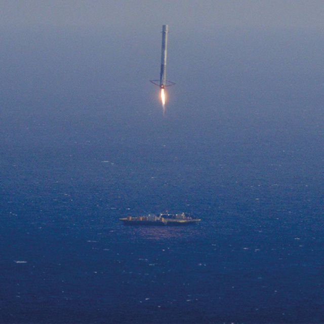 H SpaceX θα δοκιμάσει ξανά προσνήωση σε θαλάσσια εξέδρα