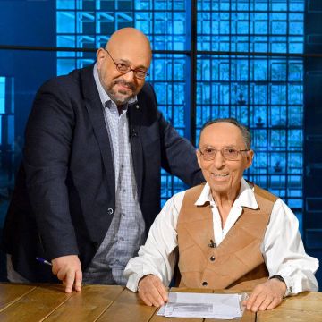 ΕΡΤ2 – Ο θρυλικός ηχολήπτης Στέλιος Γιαννακόπουλος στην εκπομπή «Η ζωή είναι στιγμές» με τον Ανδρέα Ροδίτη