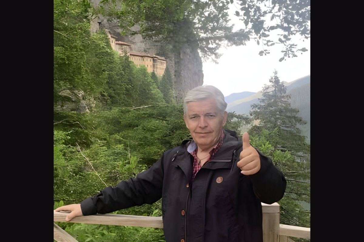 1280 square 78 7b80ff49